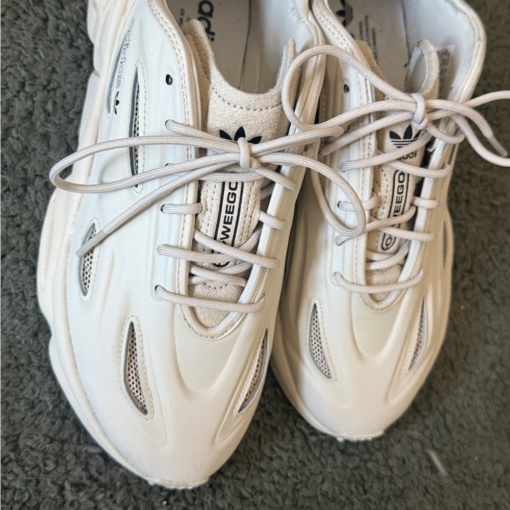 adidas ozweego Women's Sneakers in Cream